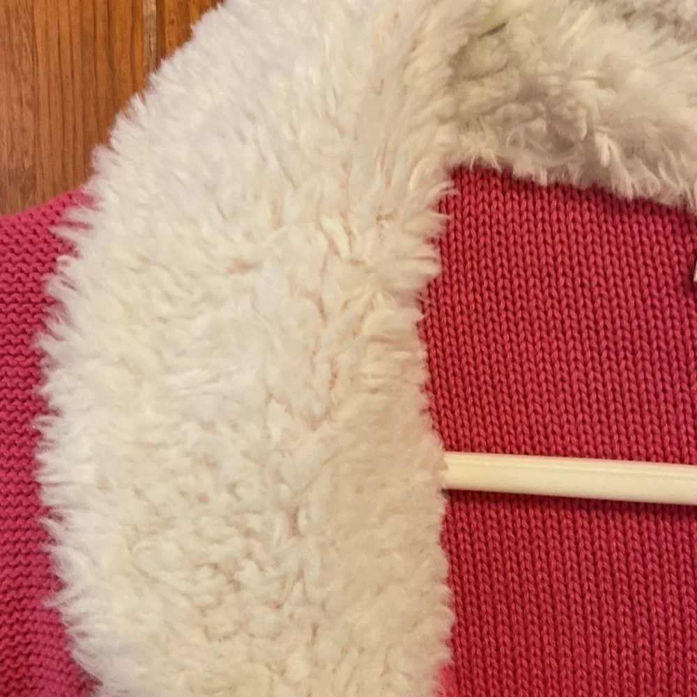 Gymboree Pink Full Front Zippered Sweater w/ Faux Fur Collar. Preowned Sz L